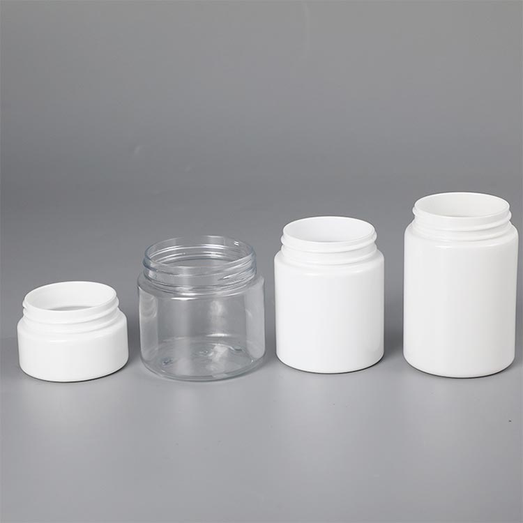 Custom 100ml plastic concentrate jars with lids for hemp and CBD products