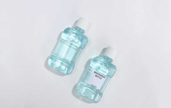 Wholesale 250ml clear mini plastic liquor bottles with caps