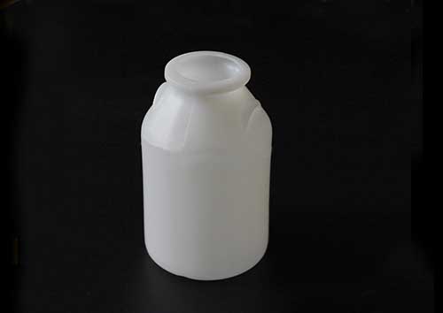 Factory price 100ml small plastic milk yogurt bottles with foil lids