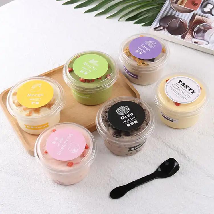 Wholesale clear small 150ml disposable plastic sweets cups with lids and spoon