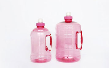 Plastic water jug bottle 1 gallon plastic jugs with lids wholesale