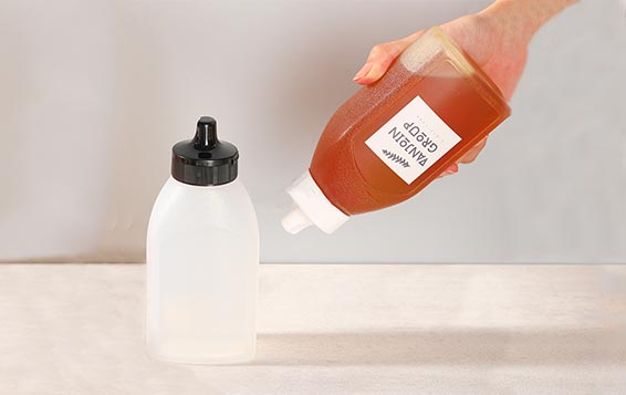 Hot filling clear 500ml squeezable plastic ketchup bottle from bottles supplier